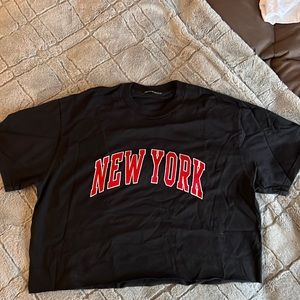 Brandy Melville“New York” cropped tee